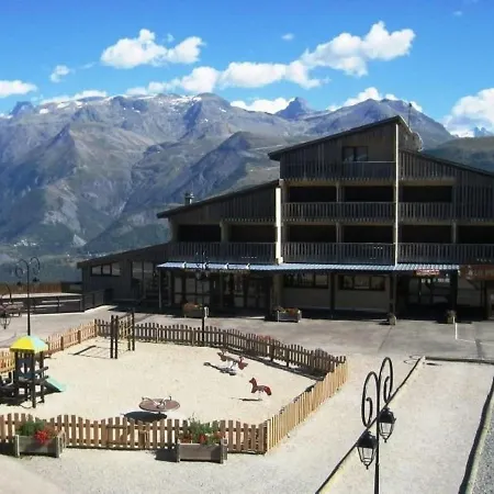 Apartment Renove Au Pied Des Pistes Avec Balcon - En Oisans - Fr-1-297-157 *